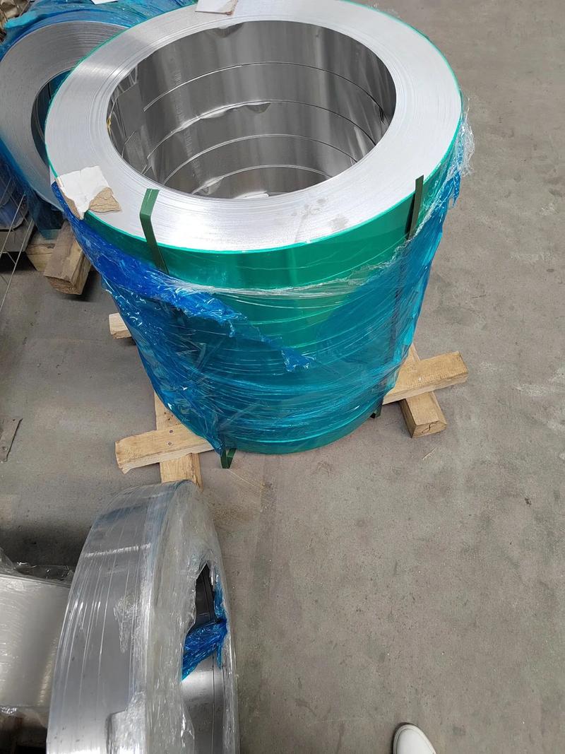 同瑞五金制品,精品出口led節能燈,素材至成品一條龍嗨起